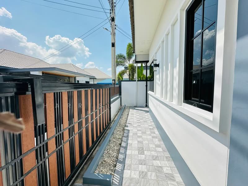 บ้าน 3-ห้องนอน, ชลบุรี, โป่ง, บางละมุง, ชลบุรี, 220 ตร.ม., บ้านเดี่ยว ขาย, โดย Harrison Chong, 500367425 - DDproperty.com