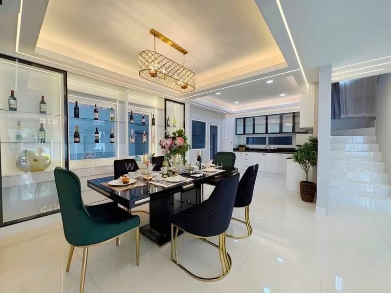 undefined, Chon Buri (Pattaya), Nong Pru, Bang Lamung (Pattaya), Chon Buri (Pattaya), 5 Bedrooms, 315 sqm, Single Detached House For Sale, by Tanawan Surichai, 500367426 - DDproperty.com