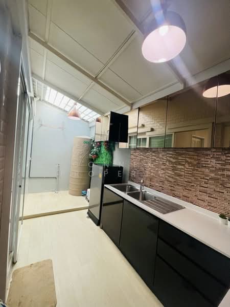 Golden Town 3 Bangna-Suanluang, Bangkok, Kanchanaphisek Road, Prawet, Bangkok, 3 Bedrooms, 21 sqm, Townhouse For Rent, by Connex Property, 500367435 - DDproperty.com