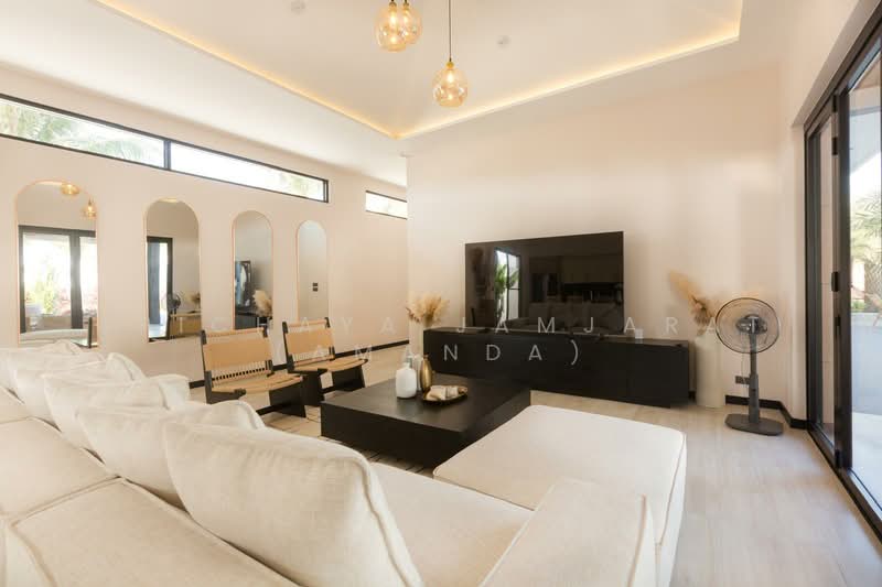4-Bedroom Villa for Rent & Sale in Chalong Phuket, Phuket, Chalong, Muang Phuket, Phuket, 4 Bedrooms, 320 sqm, Villa For Sale, by Apichaya Jamjarat (Amanda), 500367454 - DDproperty.com