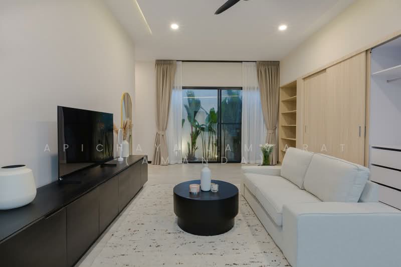 4-Bedroom Villa for Rent & Sale in Chalong Phuket, ภูเก็ต, ฉลอง, เมืองภูเก็ต, ภูเก็ต, 320 ตร.ม., วิลล่า ขาย, โดย Apichaya Jamjarat (Amanda), 500367454 - DDproperty.com