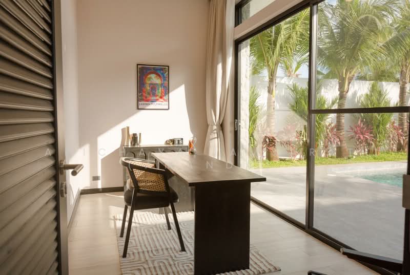 4-Bedroom Villa for Rent & Sale in Chalong Phuket, Phuket, Chalong, Muang Phuket, Phuket, 4 Bedrooms, 320 sqm, Villa For Sale, by Apichaya Jamjarat (Amanda), 500367454 - DDproperty.com