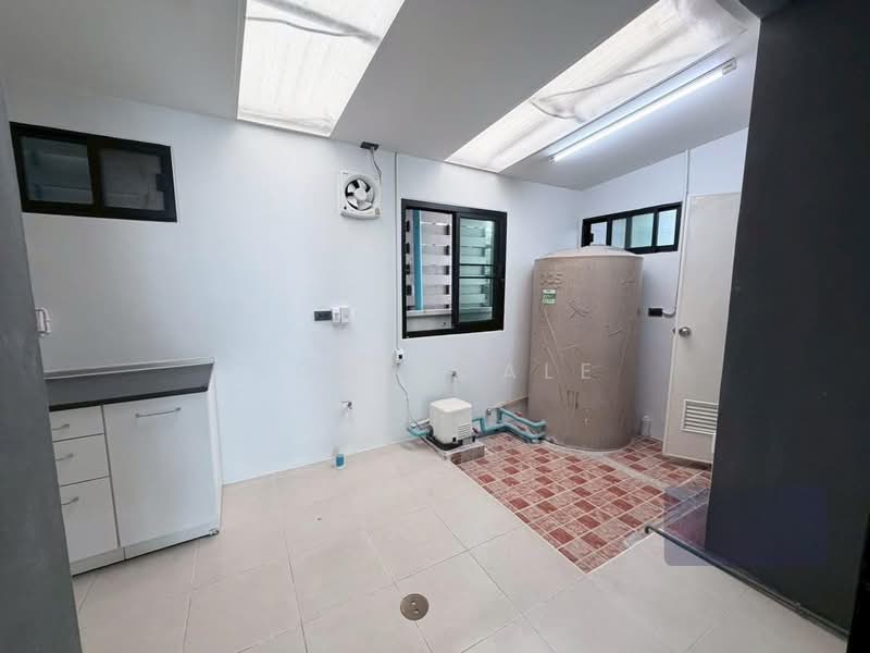 Baan Klang Muang Vibhavadi, Bangkok, Soi Vibhavadi Rangsit, Talat Bang Khen, Lak Si, Bangkok, 6 Bedrooms, 229 sqm, Townhouse For Sale, by home4sale, 500367478 - DDproperty.com