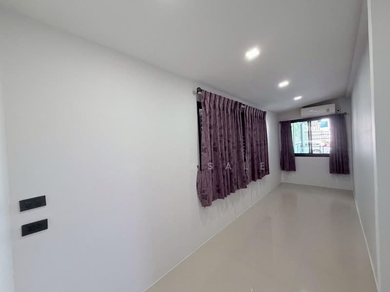 Baan Klang Muang Vibhavadi : บ้านกลางเมือง วิภาวดี, กรุงเทพ, ซอย วิภาวดีรังสิต, ตลาดบางเขน, หลักสี่, กรุงเทพ, 229 ตร.ม., ทาวน์เฮ้าส์ ขาย, โดย home4sale, 500367478 - DDproperty.com