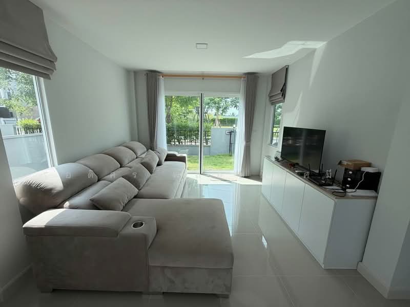 Pleno Phetkasem 81, Bangkok, Road along Khlong Phasi Charoen, southern side, Nong Kham, Nong Khaem, Bangkok, 3 Bedrooms, 142 sqm, Single Detached House For Rent, by Adisorn Ploymeerassamee, 500367498 - DDproperty.com
