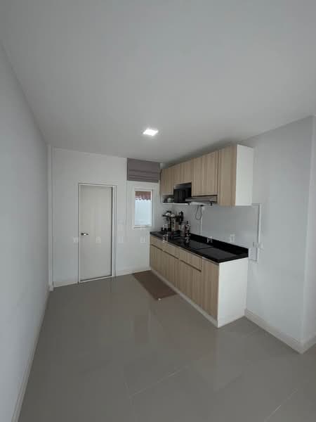 Pleno Phetkasem 81, Bangkok, Road along Khlong Phasi Charoen, southern side, Nong Kham, Nong Khaem, Bangkok, 3 Bedrooms, 142 sqm, Single Detached House For Rent, by Adisorn Ploymeerassamee, 500367498 - DDproperty.com