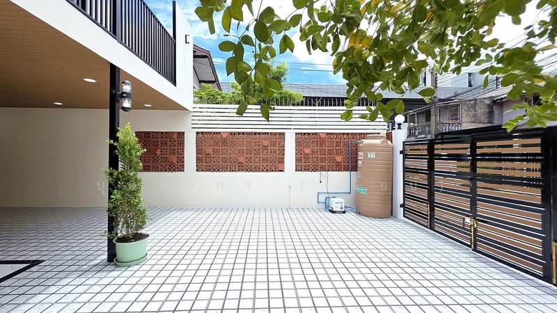 บ้านแฝด สวย ๆ หมู่บ้านรัตนาธิเบศร์ บางใหญ่ อยู่หลังเซ็นทรัล เวสเกต MRT ตลาดบางใหญ่อยู่หน้าหมู่บ้าน, นนทบุรี, บางรักพัฒนา, บางบัวทอง, นนทบุรี, 130 ตร.ม., บ้านแฝด ขาย, โดย บุษบากร (เจี๊ยบ), 500367528 - DDproperty.com