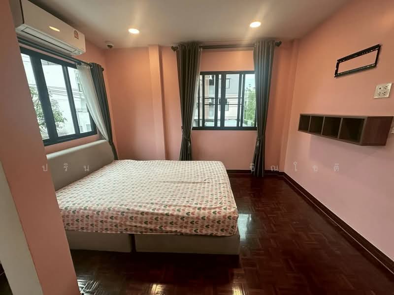 House Onnut - Bang chak, Bangkok, sukhumvit 56, Phra Kanong, Khlong Toei, Bangkok, 5 Bedrooms, 200 sqm, Single Detached House For Rent, by ปรินทร์ญาดา ชิณโชติ, 500367538 - DDproperty.com