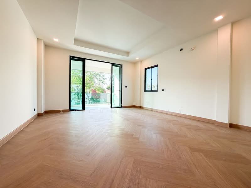 Laddarom Pinklao-Kanchanapisek, Nonthaburi, Kanchanaphisek Road, Bang Muang, Bang Yai, Nonthaburi, 4 Bedrooms, 350 sqm, Single Detached House For Sale, by พเนตร มหามิตรานนท์, 500367540 - DDproperty.com