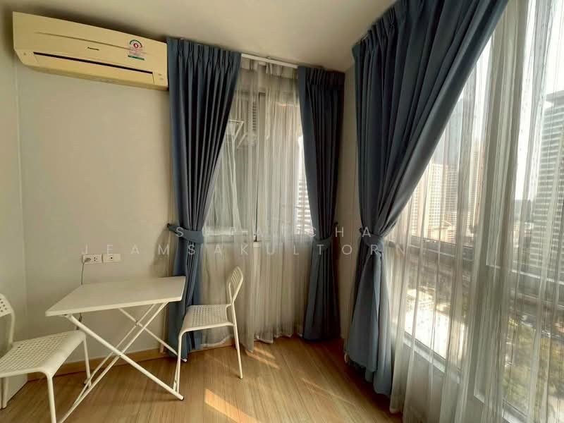 Life @ Sathorn 10, Bangkok, 48 Soi Sathorn 10, Sathorn Road, Silom, Bang Rak, Bangkok, 1 Bedroom, 42 sqm, Condo For Rent, by Supatcha Jeamsakultorn (Patcha), 500367541 - DDproperty.com