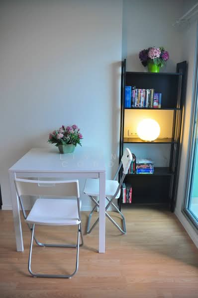 Lumpini Place Srinakarin-Huamak Station, Bangkok, Srinakarin Road, Suan Luang, Bangkok, 1 Bedroom, 32 sqm, Condo For Rent, by Living Condo, 500367623 - DDproperty.com