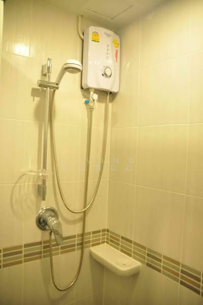 Lumpini Place Srinakarin-Huamak Station, Bangkok, Srinakarin Road, Suan Luang, Bangkok, 1 Bedroom, 32 sqm, Condo For Rent, by Living Condo, 500367623 - DDproperty.com