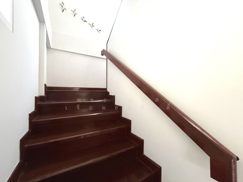 ลาดพร้าว, Bangkok, ลาดพร้าว วังหิน 32, Lat Phrao, Bangkok, 3 Bedrooms, 140 sqm, Single Detached House For Sale, by พลอยปภัส เจียมธนศักดิ์, 500367631 - DDproperty.com