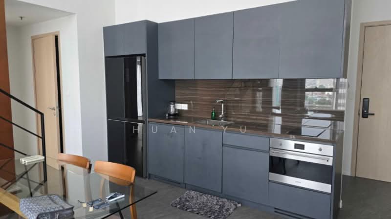 The Lofts Silom, Bangkok, Pramuan Road, Silom, Bang Rak, Bangkok, 2 Bedrooms, 75 sqm, Condo For Rent, by Huan yu, 500367650 - DDproperty.com