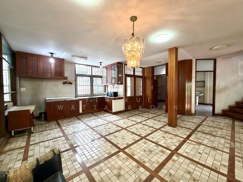 Detached House- Just 800m from BTS Thonglor, Ideal for Commercial use, Bangkok, Khong Tan, Khlong Toei, Bangkok, 6 Bedrooms, 400 sqm, Single Detached House For Rent, by Sirikul Wattanakorn, 500367669 - DDproperty.com