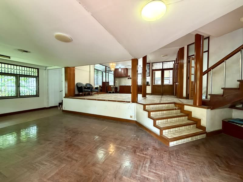 Detached House- Just 800m from BTS Thonglor, Ideal for Commercial use, Bangkok, Khong Tan, Khlong Toei, Bangkok, 6 Bedrooms, 400 sqm, Single Detached House For Rent, by Sirikul Wattanakorn, 500367669 - DDproperty.com