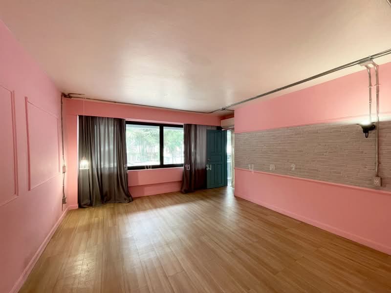 ถนนปั้น, Bangkok, Silom, Bang Rak, Bangkok, 7 Bedrooms, 380 sqm, Townhouse For Rent, by การุณ ชมภูบุตร, 500367678 - DDproperty.com