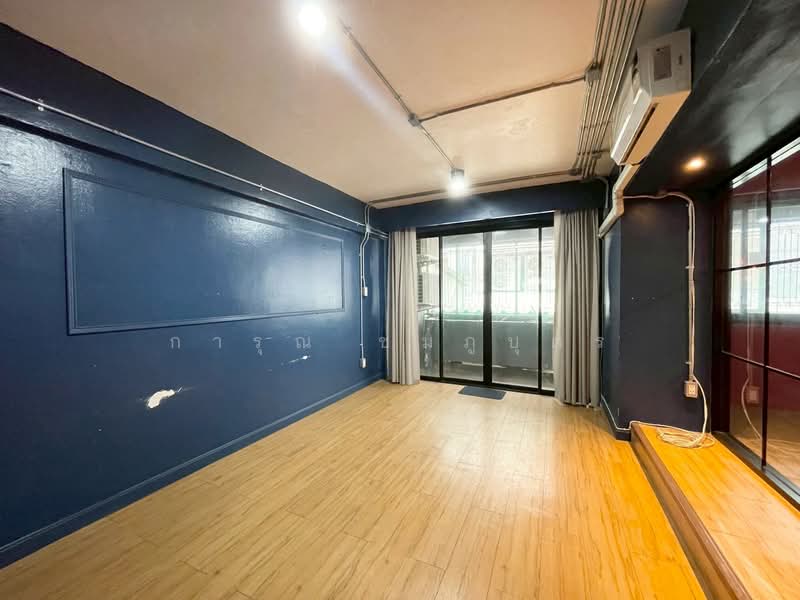 ถนนปั้น, Bangkok, Silom, Bang Rak, Bangkok, 7 Bedrooms, 380 sqm, Townhouse For Rent, by การุณ ชมภูบุตร, 500367678 - DDproperty.com