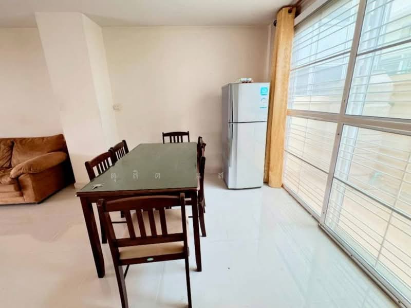 ให้่เช่าทาวน์โฮม ม.เดอะเซ็นทรัล2 ศรีราชา, Chon Buri (Pattaya), Surasak, Si Racha, Chon Buri (Pattaya), 3 Bedrooms, 80 sqm, Townhouse For Rent, by Dusit Saengfa, 500367705 - DDproperty.com