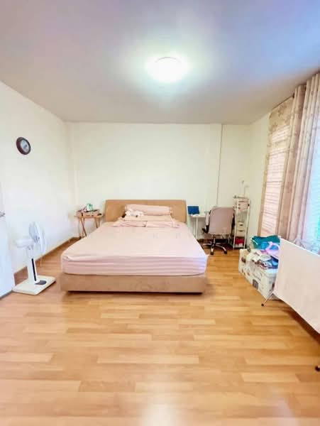 ให้่เช่าทาวน์โฮม ม.เดอะเซ็นทรัล2 ศรีราชา, Chon Buri (Pattaya), Surasak, Si Racha, Chon Buri (Pattaya), 3 Bedrooms, 80 sqm, Townhouse For Rent, by Dusit Saengfa, 500367705 - DDproperty.com