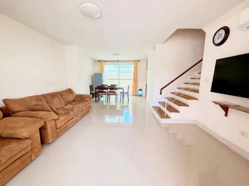 ให้่เช่าทาวน์โฮม ม.เดอะเซ็นทรัล2 ศรีราชา, Chon Buri (Pattaya), Surasak, Si Racha, Chon Buri (Pattaya), 3 Bedrooms, 80 sqm, Townhouse For Rent, by Dusit Saengfa, 500367705 - DDproperty.com