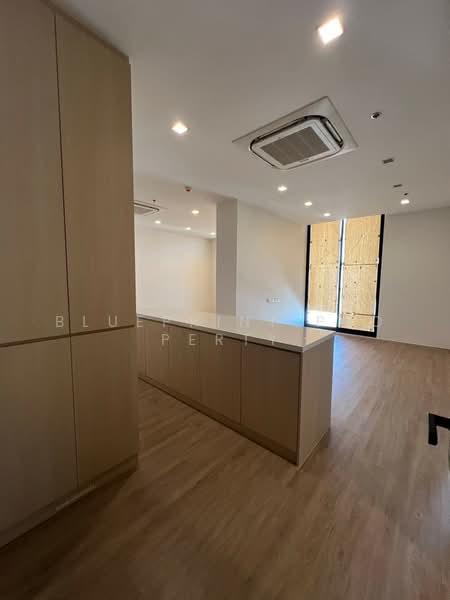 Noble State 39, Bangkok, 35 Soi Sukhumvit 39, Khlong Tan Nua, Watthana, Bangkok, 2 Bedrooms, 105 sqm, Condo For Rent, by Blueprint.Property, 500367721 - DDproperty.com