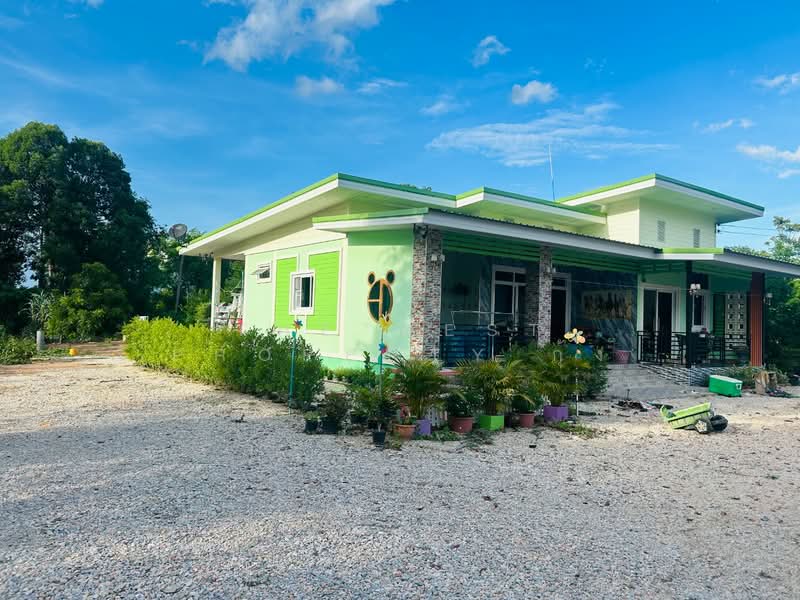 บ้านเดี่ยวพร้อมที่ดินทัพทัน อุทัยธานี, Uthai Thani, Taluk Du, Thap Than, Uthai Thani, 3 Bedrooms, 150 sqm, Single Detached House For Sale, by The Best Property กุ้ง, 500367743 - DDproperty.com