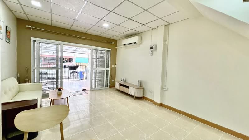 หมู่บ้านชายคลอง เทพารักษ์ กม.25, สมุทรปราการ, เทพารักษ์, บางเพรียง, บางบ่อ, สมุทรปราการ, 80 ตร.ม., ทาวน์เฮ้าส์ ขาย, โดย ปุณณภา นารานนทชัย, 500367747 - DDproperty.com