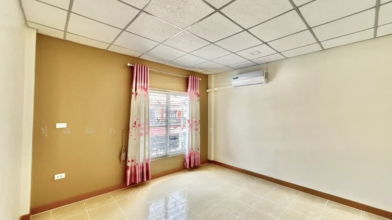หมู่บ้านชายคลอง เทพารักษ์ กม.25, สมุทรปราการ, เทพารักษ์, บางเพรียง, บางบ่อ, สมุทรปราการ, 80 ตร.ม., ทาวน์เฮ้าส์ ขาย, โดย ปุณณภา นารานนทชัย, 500367747 - DDproperty.com