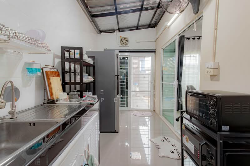 Pruksa 59/2 Sukhumvit-Bangpoo : พฤกษา 59/2 สุขุมวิท - บางปู, สมุทรปราการ, ถนนสุขุมวิทเก่า, ท้ายบ้านใหม่, เมืองสมุทรปราการ, สมุทรปราการ, 100 ตร.ม., ทาวน์เฮ้าส์ ขาย, โดย The Best Property ปู, 500367756 - DDproperty.com
