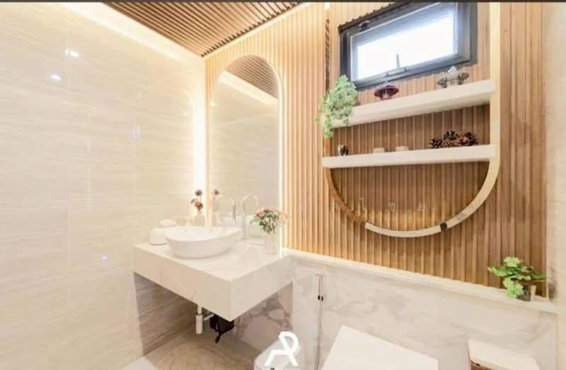 Setthasiri Wongwaen-Lamlukka, Pathum Thani, P.T.3004, Bung Kham Proi, Lam Luk Ka, Pathum Thani, 4 Bedrooms, 290 sqm, Single Detached House For Sale, by สรภพ ยอดไชย (สีฝุ่น), 500367762 - DDproperty.com