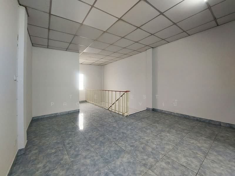 Poonsinh Thani 3, Bangkok, Rat Phatthana Road, Khlong Song Ton Nun, Lat Krabang, Bangkok, 1 Bedroom, 150 sqm, Townhouse For Sale, by The Best Property เป้, 500367766 - DDproperty.com