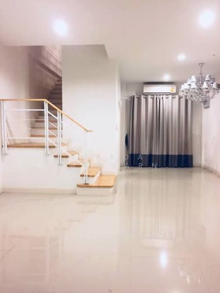 BAAN KLANG MUANG LADPRAO – SENA 2, Bangkok, Lat Phrao, Bangkok, 3 Bedrooms, 123 sqm, Townhouse For Sale, by Airada Parasarn, 500367783 - DDproperty.com