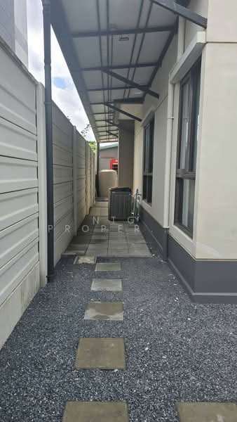 The City Pattanakarn, Bangkok, On Nut Road, Prawet, Bangkok, 3 Bedrooms, 304 sqm, Single Detached House For Rent, by NTG Property House Co.,Ltd., 500367784 - DDproperty.com