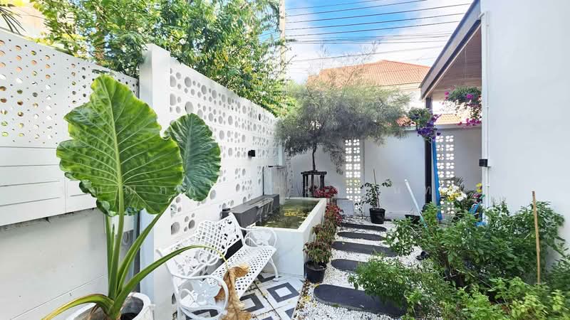 กรองทอง พาวิลเลี่ยน เฉลิมพระเกียรติ ร.9, Bangkok, เฉลิมพระเกียรติ ร.9, Prawet, Bangkok, 4 Bedrooms, 294 sqm, Single Detached House For Sale, by ปุณณภา นารานนทชัย, 500367792 - DDproperty.com
