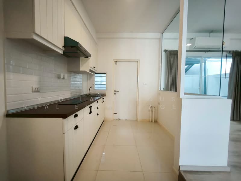 Indy 2 Bangna-Ramkhamhaeng 2, Bangkok, Soi Ramkhamhaeng 2, Dok Mai, Prawet, Bangkok, 3 Bedrooms, 122 sqm, Townhouse For Rent, by YTD Land&houses Real Estate Agency, 500367808 - DDproperty.com