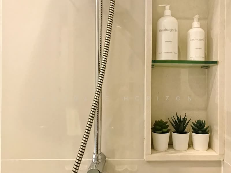 Equinox Phahol Vibha, Bangkok, 345 Paholyothin Road, Jom Phon, Chatuchak, Bangkok, 1 Bedroom, 39 sqm, Condo For Rent, by Eastblue Horizon, 500367809 - DDproperty.com