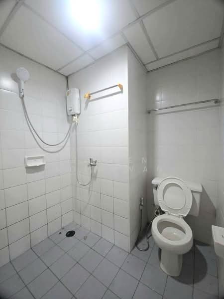 Napalai Place Condominium, Songkhla, Hat-Yai, Hat Yai, Songkhla, 2 Bedrooms, 62 sqm, Condo For Rent, by Rachen Nopsuwan, 500367820 - DDproperty.com