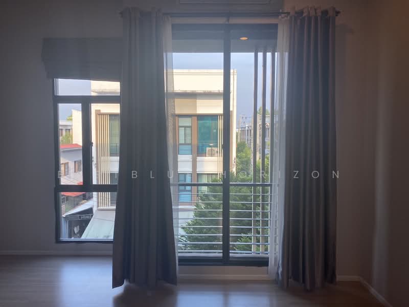 Baan Klang Muang Kalpapruek, Bangkok, Thonburi Court Road, Bang Wa, Phasi Charoen, Bangkok, 3 Bedrooms, 180 sqm, Townhouse For Sale, by Eastblue Horizon, 500367856 - DDproperty.com