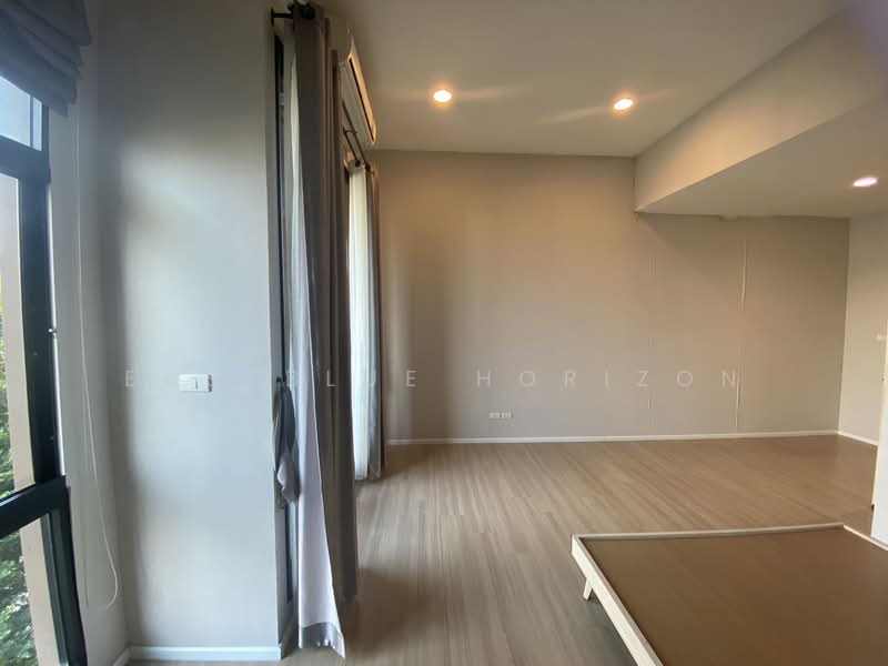 Baan Klang Muang Kalpapruek, Bangkok, Thonburi Court Road, Bang Wa, Phasi Charoen, Bangkok, 3 Bedrooms, 180 sqm, Townhouse For Sale, by Eastblue Horizon, 500367856 - DDproperty.com