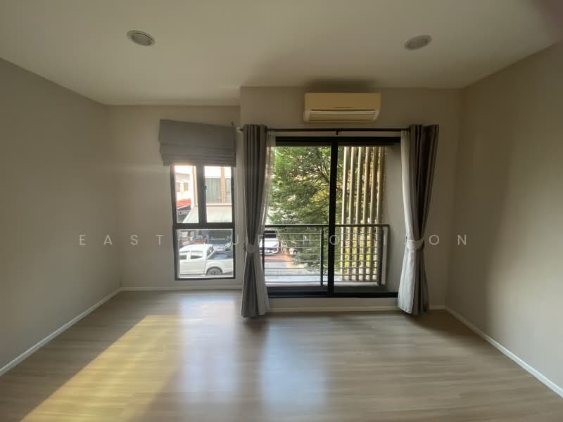 Baan Klang Muang Kalpapruek, Bangkok, Thonburi Court Road, Bang Wa, Phasi Charoen, Bangkok, 3 Bedrooms, 180 sqm, Townhouse For Sale, by Eastblue Horizon, 500367856 - DDproperty.com