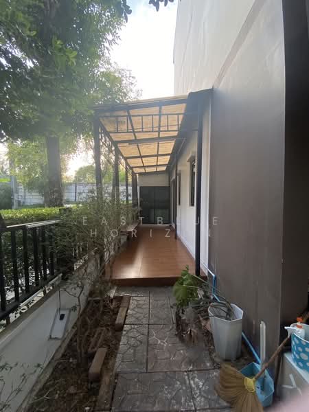 Baan Klang Muang Kalpapruek : บ้านกลางเมือง กัลปพฤกษ์, กรุงเทพ, ถนนศาลธนบุรี, บางหว้า, ภาษีเจริญ, กรุงเทพ, 180 ตร.ม., ทาวน์เฮ้าส์ ขาย, โดย Eastblue Horizon, 500367856 - DDproperty.com