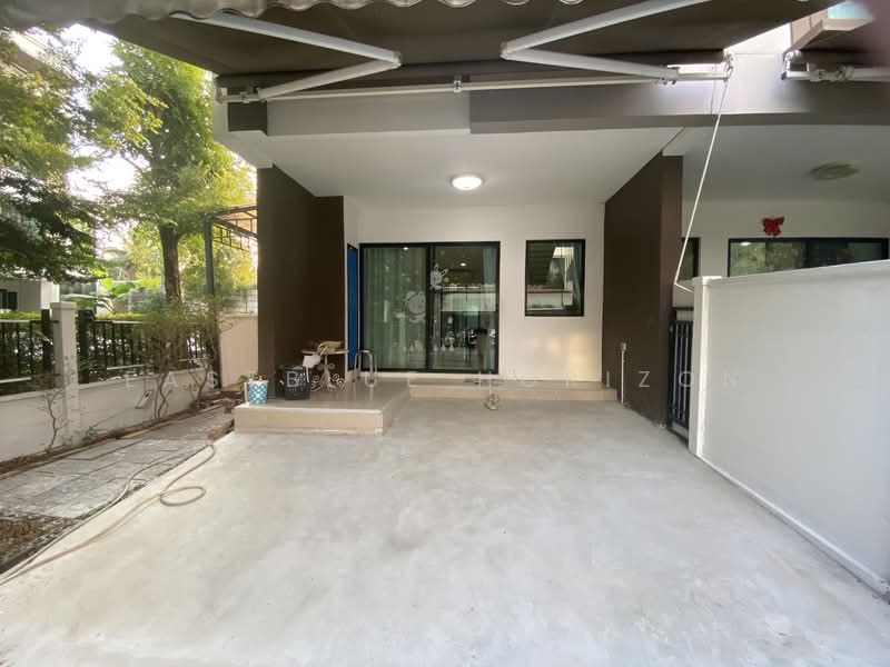 Baan Klang Muang Kalpapruek, Bangkok, Thonburi Court Road, Bang Wa, Phasi Charoen, Bangkok, 3 Bedrooms, 180 sqm, Townhouse For Sale, by Eastblue Horizon, 500367856 - DDproperty.com