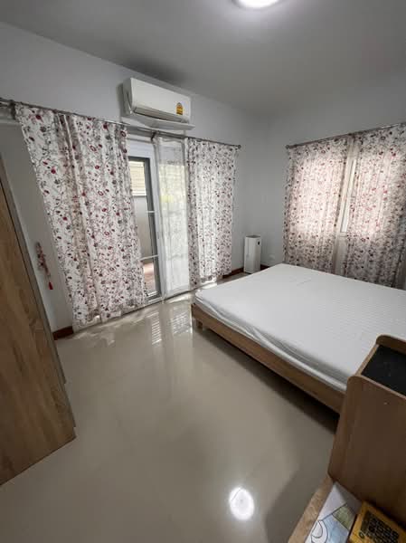 For Sale / Rent: Fully Furnished Detached House in a Prime Location – Sansaran Village, Chiang Mai, Nong Kwai, Hang Dong, Chiang Mai, 4 Bedrooms, 260 sqm, Single Detached House For Rent, by Wenyu Zhou, 500367859 - DDproperty.com