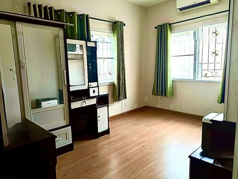 Golden Town Sriracha-Assumption, Chon Buri (Pattaya), Kaokilo, Surasak, Si Racha, Chon Buri (Pattaya), 4 Bedrooms, 156 sqm, Townhouse For Sale, by The Best Property ก้อย, 500367864 - DDproperty.com