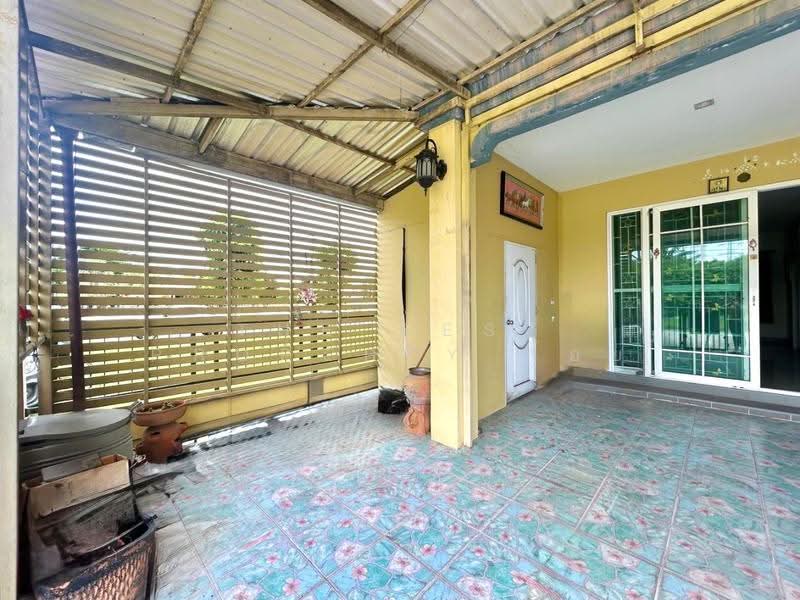 Golden Town Sriracha-Assumption, Chon Buri (Pattaya), Kaokilo, Surasak, Si Racha, Chon Buri (Pattaya), 4 Bedrooms, 156 sqm, Townhouse For Sale, by The Best Property ก้อย, 500367864 - DDproperty.com