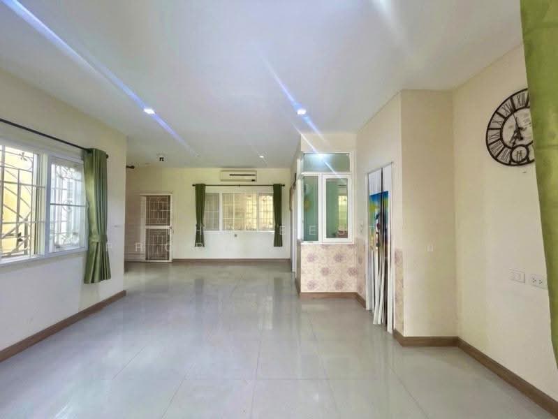 Golden Town Sriracha-Assumption, Chon Buri (Pattaya), Kaokilo, Surasak, Si Racha, Chon Buri (Pattaya), 4 Bedrooms, 156 sqm, Townhouse For Sale, by The Best Property ก้อย, 500367864 - DDproperty.com