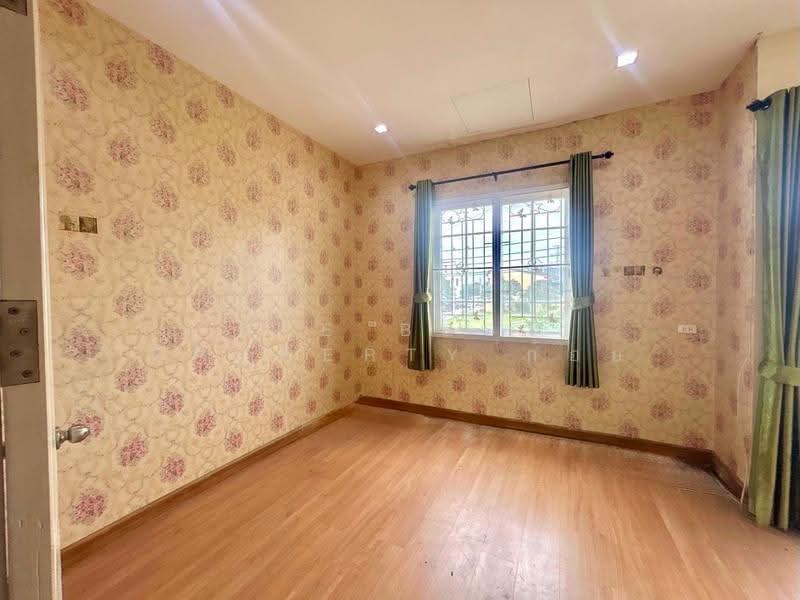 Golden Town Sriracha-Assumption, Chon Buri (Pattaya), Kaokilo, Surasak, Si Racha, Chon Buri (Pattaya), 4 Bedrooms, 156 sqm, Townhouse For Sale, by The Best Property ก้อย, 500367864 - DDproperty.com