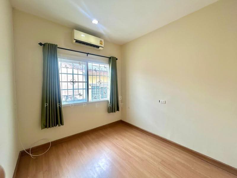 Golden Town Sriracha-Assumption, Chon Buri (Pattaya), Kaokilo, Surasak, Si Racha, Chon Buri (Pattaya), 4 Bedrooms, 156 sqm, Townhouse For Sale, by The Best Property ก้อย, 500367864 - DDproperty.com
