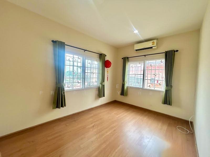 Golden Town Sriracha-Assumption, Chon Buri (Pattaya), Kaokilo, Surasak, Si Racha, Chon Buri (Pattaya), 4 Bedrooms, 156 sqm, Townhouse For Sale, by The Best Property ก้อย, 500367864 - DDproperty.com